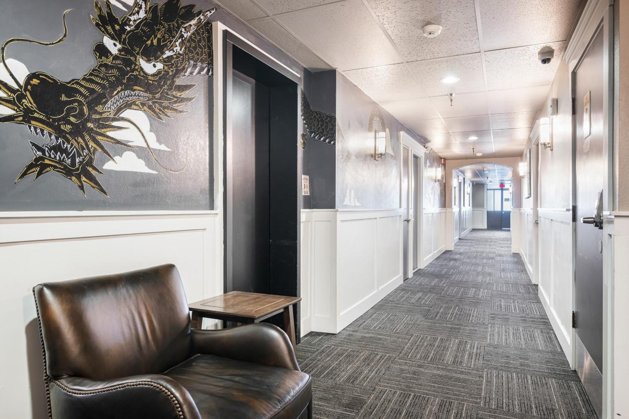 Oxford Apartment By At Mine Hospitality Seattle Exterior photo