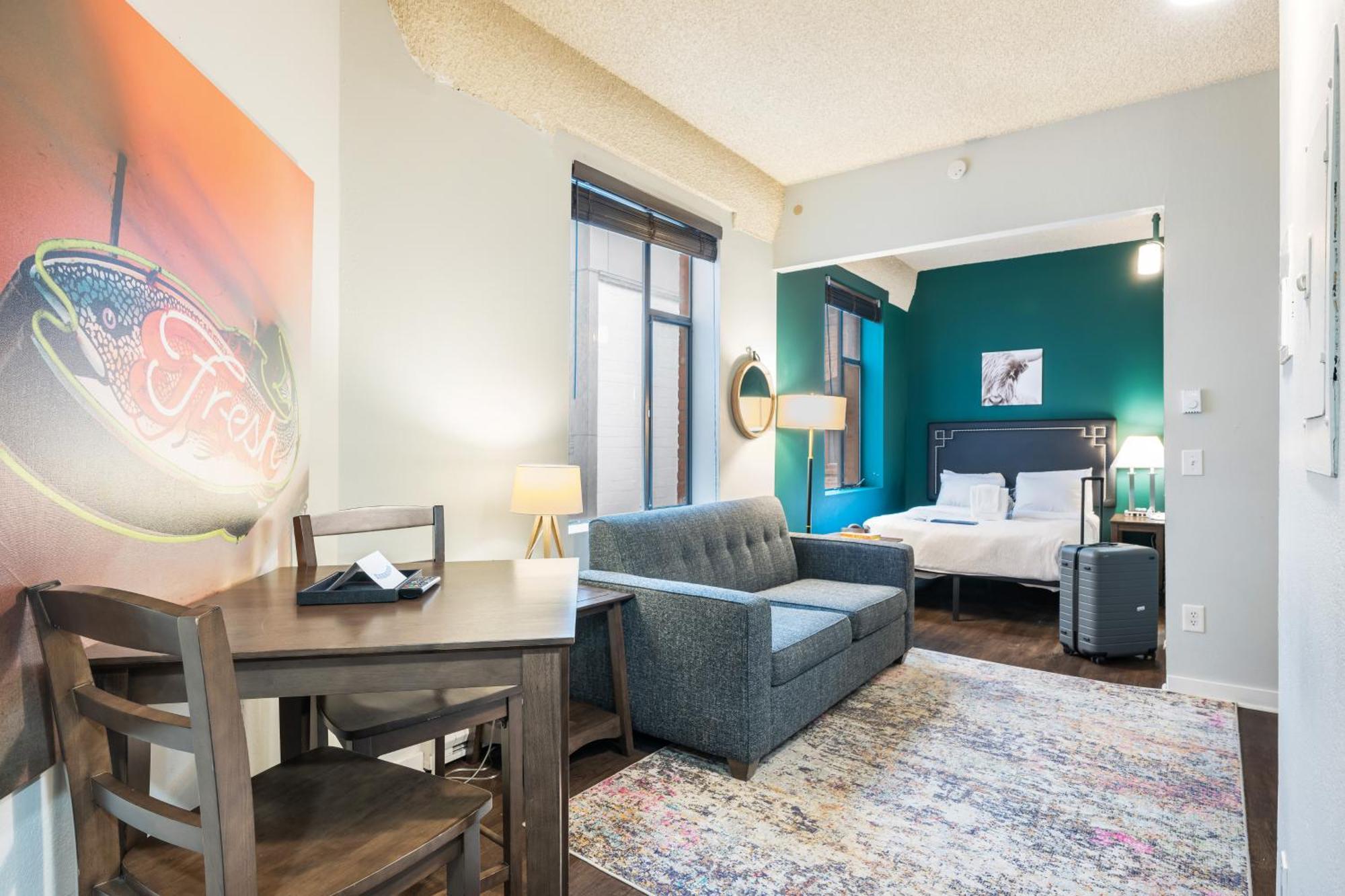 Oxford Apartment By At Mine Hospitality Seattle Exterior photo